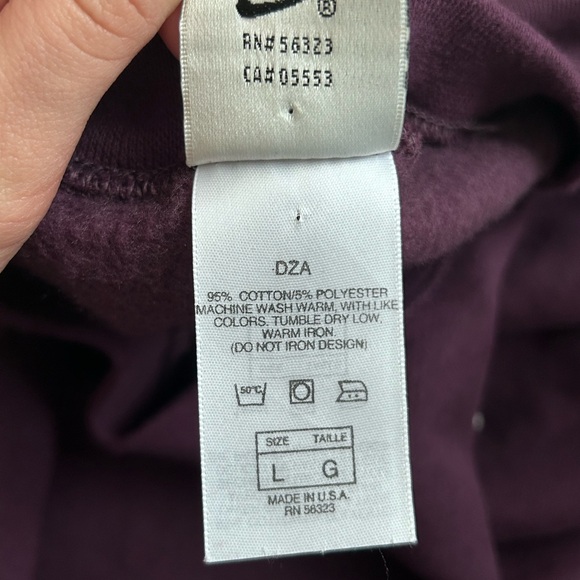Very Rare Vintage Men’s Purple Nike With Center Swoosh Size Large 95% Cotton - Picture 6 of 7